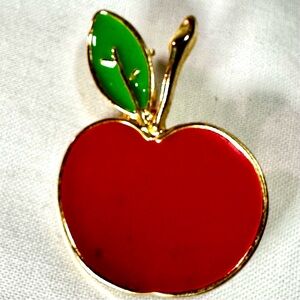Vintage mod gold apple pin brooch 60s 70s